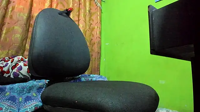 Snapshot of Brenda_Smith69 chatting on October 19, 2025, 8:42 pm Brenda Smith69 online show from October 19, 2025, 8:42 pm