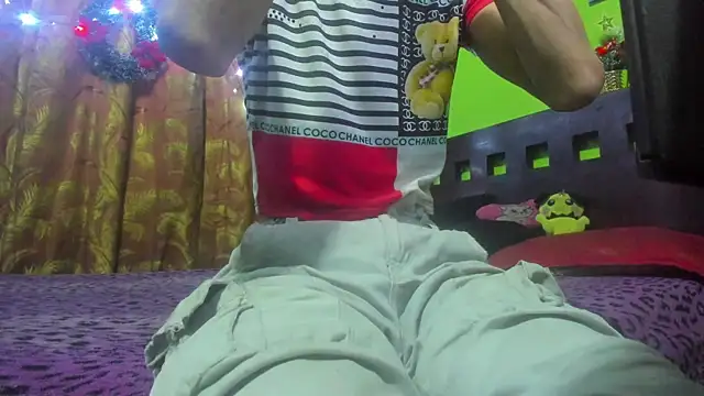 Brenda Smith69 online show from December 14, 2025, 7:51 pm