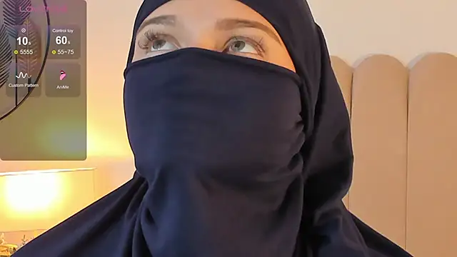 Snapshot of anna-henao chatting on December 6, 2024, 12:27 pm anna-henao online show from December 6, 2024, 12:27 pm