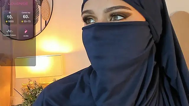 Snapshot of anna-henao chatting on February 12, 2025, 1:06 pm anna-henao online show from February 12, 2025, 1:06 pm