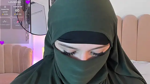 Snapshot of anna-henao chatting on September 9, 2025, 10:09 pm anna-henao online show from September 9, 2025, 10:09 pm