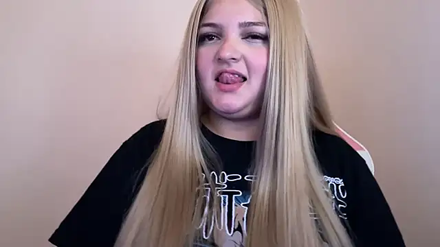 SweetPaige  online show from February 1, 2025, 7:34 pm