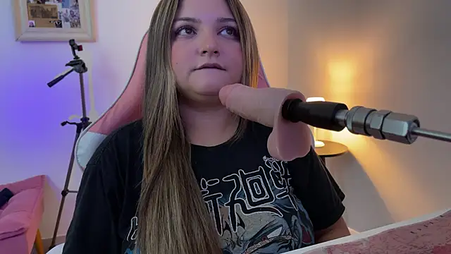 Snapshot of SweetPaige_ chatting on March 4, 2026, 4:46 pm SweetPaige online show from March 4, 2026, 4:46 pm