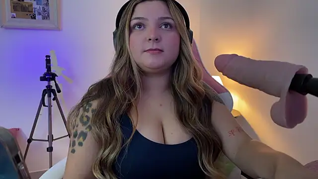 Snapshot of SweetPaige_ chatting on March 10, 2026, 1:27 pm SweetPaige online show from March 10, 2026, 1:27 pm