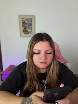 Snapshot of SweetPaige_ chatting on April 12, 2026, 11:59 am SweetPaige online show from April 12, 2026, 11:59 am