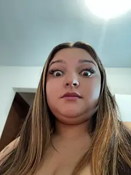 Snapshot of SweetPaige_ chatting on April 13, 2026, 11:59 am SweetPaige online show from April 13, 2026, 11:59 am