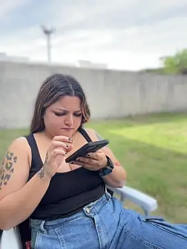 Snapshot of SweetPaige_ chatting on April 15, 2026, 12:12 pm SweetPaige online show from April 15, 2026, 12:12 pm