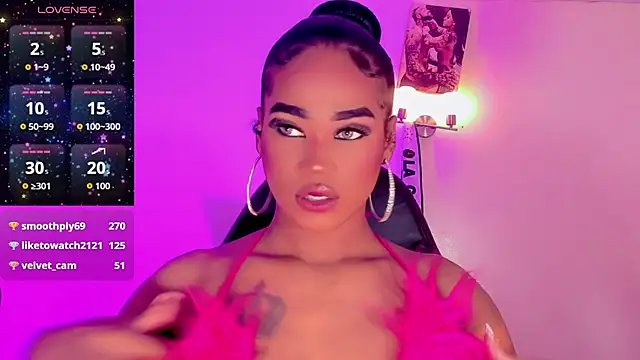 naomy  xx online show from December 15, 2025, 3:16 pm