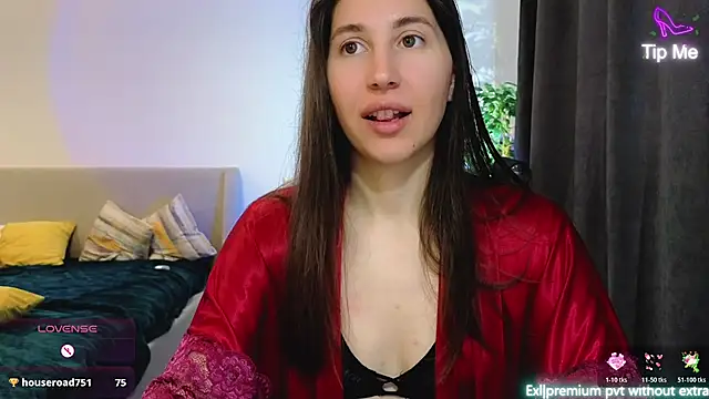 marrycolins online show from April 11, 2026, 3:00 am