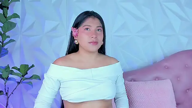 Snapshot of LinnaGardenia chatting on January 20, 2025, 1:53 pm LinnaGardenia online show from January 20, 2025, 1:53 pm