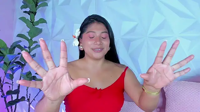 Snapshot of LinnaGardenia chatting on January 20, 2025, 4:55 pm LinnaGardenia online show from January 20, 2025, 4:55 pm