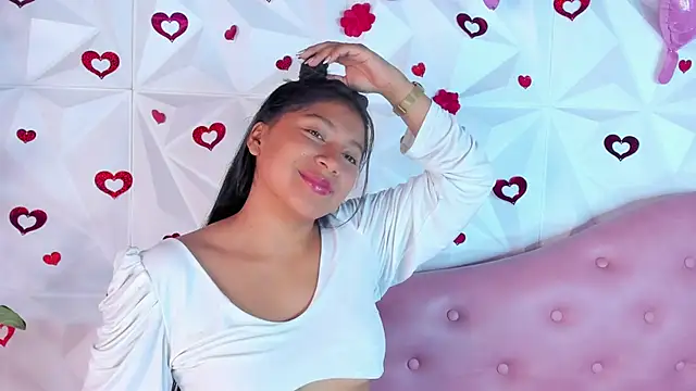 Snapshot of LinnaGardenia chatting on February 19, 2025, 1:50 pm LinnaGardenia online show from February 19, 2025, 1:50 pm