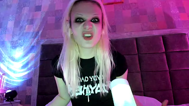 sashakiss99 online show from October 27, 2025, 1:53 am