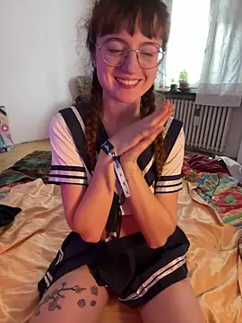 Snapshot of _foxygirl_ chatting on November 2, 2025, 11:12 am  foxygirl  online show from November 2, 2025, 11:12 am