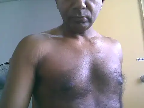 Snapshot of chocodk01 chatting on February 11, 2026, 2:49 am chocodk01 online show from February 11, 2026, 2:49 am