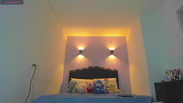 Snapshot of Sofia_Clauss_ chatting on March 17, 2026, 3:55 am Sofia Clauss online show from March 17, 2026, 3:55 am