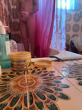 anonimotarado12 online show from February 14, 2026, 4:37 pm