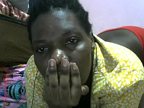 Snapshot of Bitty_baby chatting on December 4, 2024, 3:37 am Bitty baby online show from December 4, 2024, 3:37 am