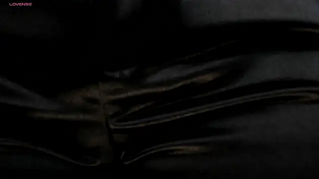 Snapshot of AnnaBrooks1 chatting on December 15, 2025, 7:51 pm AnnaBrooks1 online show from December 15, 2025, 7:51 pm