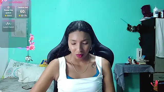 Snapshot of sensitive_brunette chatting on June 3, 2026, 2:58 am sensitive brunette online show from June 3, 2026, 2:58 am