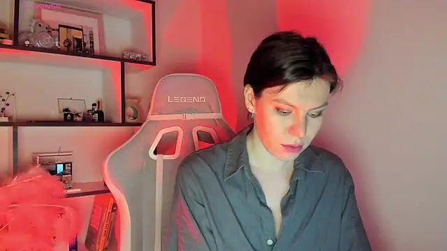 Snapshot of fifth_element chatting on February 9, 2025, 11:04 pm fifth element online show from February 9, 2025, 11:04 pm