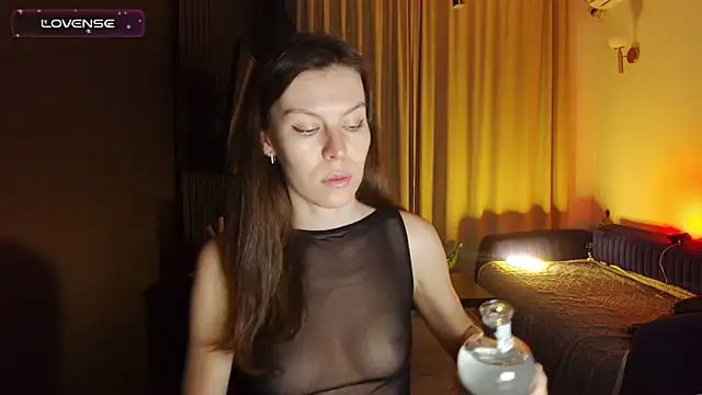 Snapshot of fifth_element chatting on January 6, 2026, 10:12 pm fifth element online show from January 6, 2026, 10:12 pm