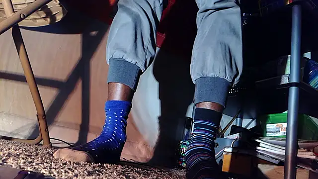 razzynolight online show from March 19, 2026, 6:06 am