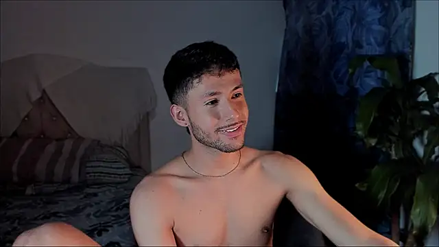 dimitri targaryen online show from November 7, 2025, 5:35 pm