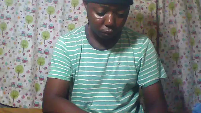 Snapshot of little__joy chatting on May 7, 2026, 3:50 pm little joy online show from May 7, 2026, 3:50 pm