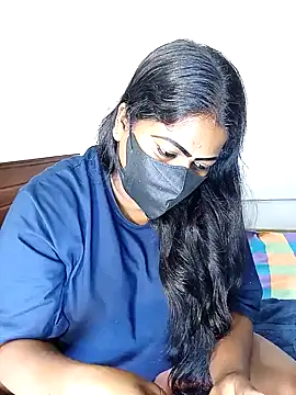 Snapshot of DISNI1997 chatting on January 7, 2025, 3:46 am DISNI1997 online show from January 7, 2025, 3:46 am