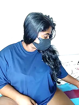 Snapshot of DISNI1997 chatting on January 18, 2025, 5:48 pm DISNI1997 online show from January 18, 2025, 5:48 pm