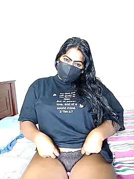 Snapshot of DISNI1997 chatting on January 25, 2025, 5:51 pm DISNI1997 online show from January 25, 2025, 5:51 pm