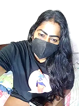 Snapshot of DISNI1997 chatting on February 4, 2025, 8:17 pm DISNI1997 online show from February 4, 2025, 8:17 pm