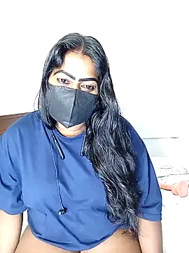 Snapshot of DISNI1997 chatting on February 7, 2025, 5:18 pm DISNI1997 online show from February 7, 2025, 5:18 pm