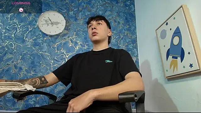 Rhaegal hot online show from March 6, 2026, 9:44 pm