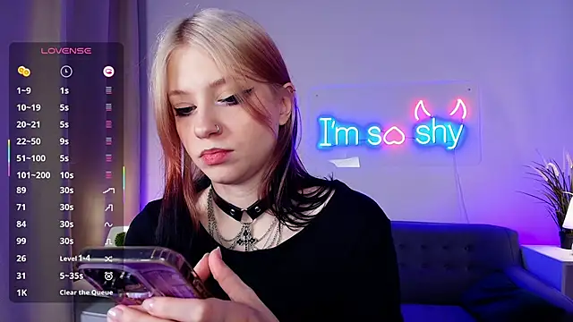 arielabradberry online show from October 16, 2025, 3:24 pm