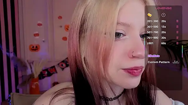 arielabradberry online show from October 31, 2025, 10:38 am