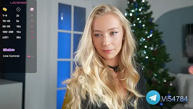 Snapshot of Vika54784 chatting on December 8, 2024, 10:41 am Vika54784 online show from December 8, 2024, 10:41 am