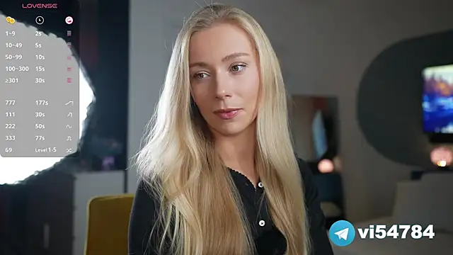 Snapshot of Vika54784 chatting on January 18, 2025, 3:38 pm Vika54784 online show from January 18, 2025, 3:38 pm