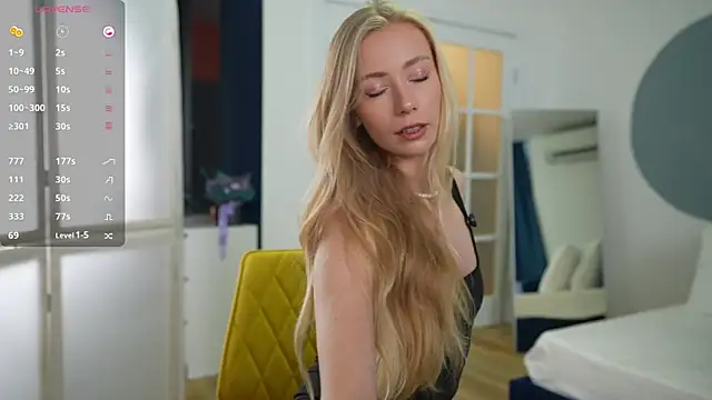 Snapshot of Vika54784 chatting on February 27, 2025, 4:09 am Vika54784 online show from February 27, 2025, 4:09 am