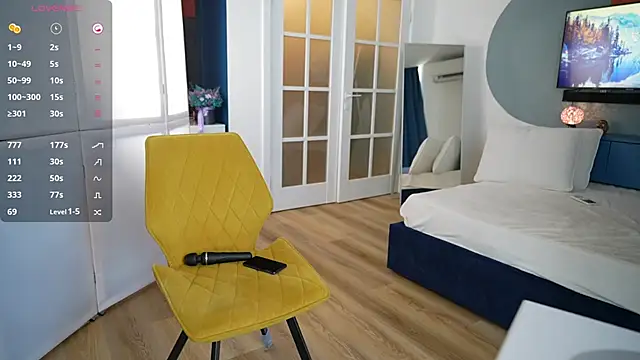 Snapshot of Vika54784 chatting on February 27, 2025, 7:12 am Vika54784 online show from February 27, 2025, 7:12 am