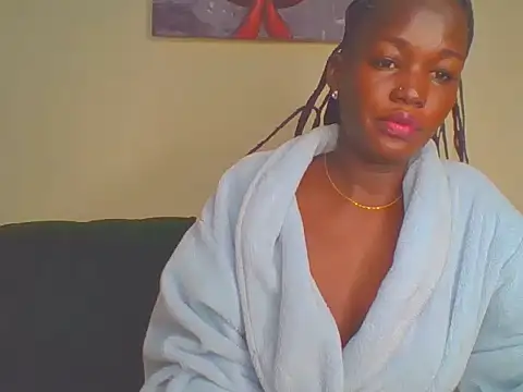 cutesmiling online show from April 13, 2026, 6:08 am