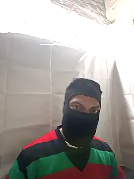 Snapshot of model_yesx chatting on February 5, 2026, 2:43 pm model yesx online show from February 5, 2026, 2:43 pm