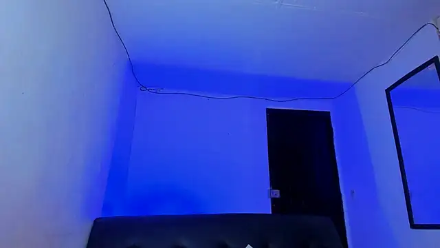 Snapshot of emperatrizhotwolf chatting on March 11, 2025, 8:30 am emperatrizhotwolf online show from March 11, 2025, 8:30 am