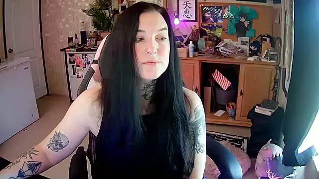 Snapshot of ferocityflame chatting on February 22, 2026, 4:38 pm ferocityflame online show from February 22, 2026, 4:38 pm
