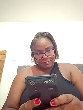 kaorysquirt online show from December 17, 2025, 4:29 am