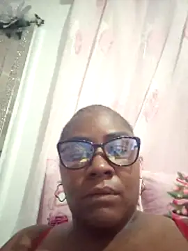 kaorysquirt online show from December 18, 2025, 8:26 pm