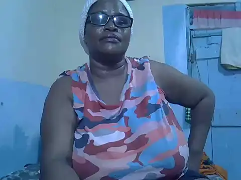 sexy bigboobss online show from November 1, 2025, 7:27 pm