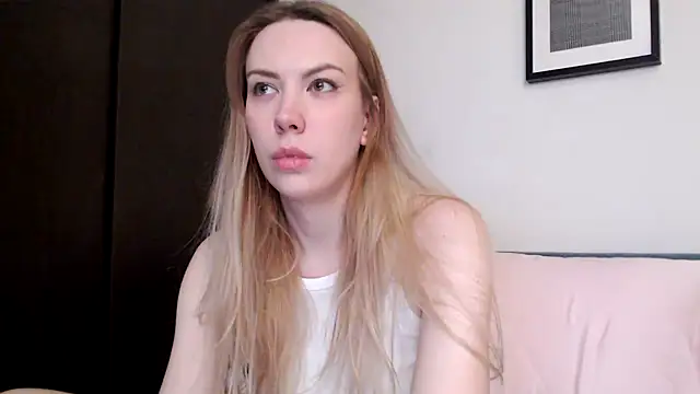 Scarlettford online show from November 7, 2025, 12:49 pm