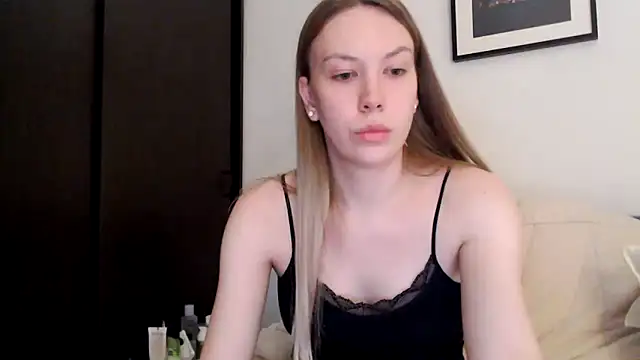 Scarlettford online show from November 27, 2025, 1:35 pm